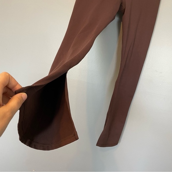 Fabletics | Define PowerHold® Split Hem Legging in Cacao Brown - Picture 5 of 14